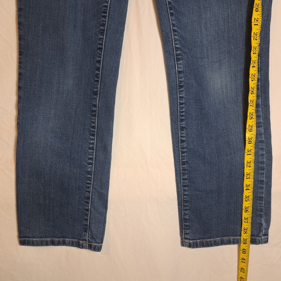LL Bean Straight Leg Jeans Women's Size 12 Reg Blue‎ Classic Fit - Picture 7 of 10